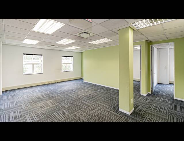 127M² OFFICE TO LET IN FERNDALE